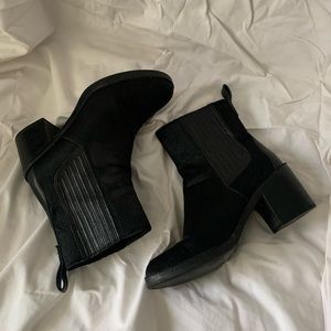 UGG Camden Exotic Calf Hair Chelsea  Ankle Boots Booties black size 8